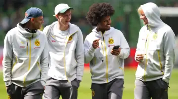 هدف برشلونة القديم.. الأهلي يختار “بديل رياض محرز” من بوروسيا دورتموند